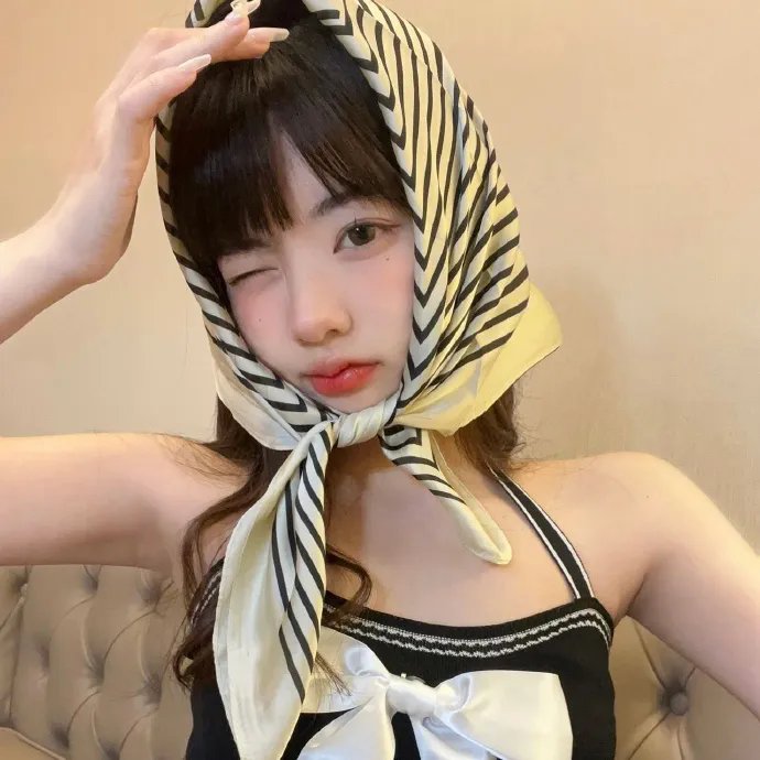 荒唐英雄